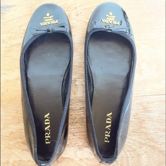 PRADA Black Patton Leather Classic Milano Flats Beautiful Gold Logo 36.5 ITALY!! - Picture 12 of 12